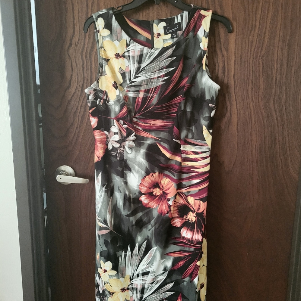 Hawaiian Print Dress